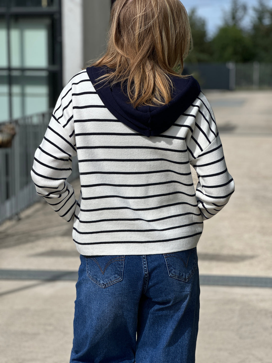 Pull marinière capuche 839