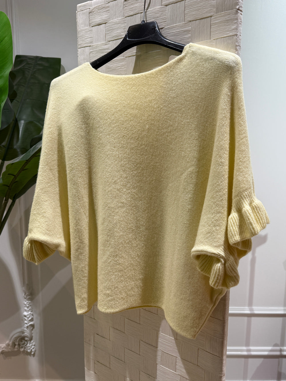 Pull manches volant 24129