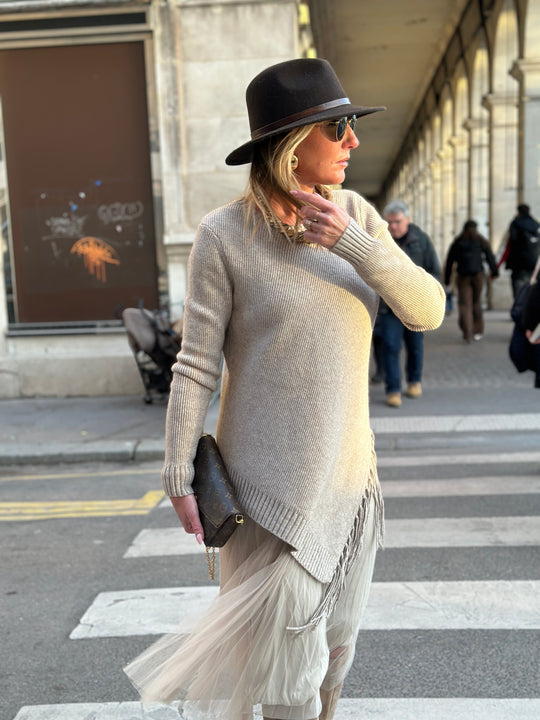 Pull Robe asymétrique franges voile 5318