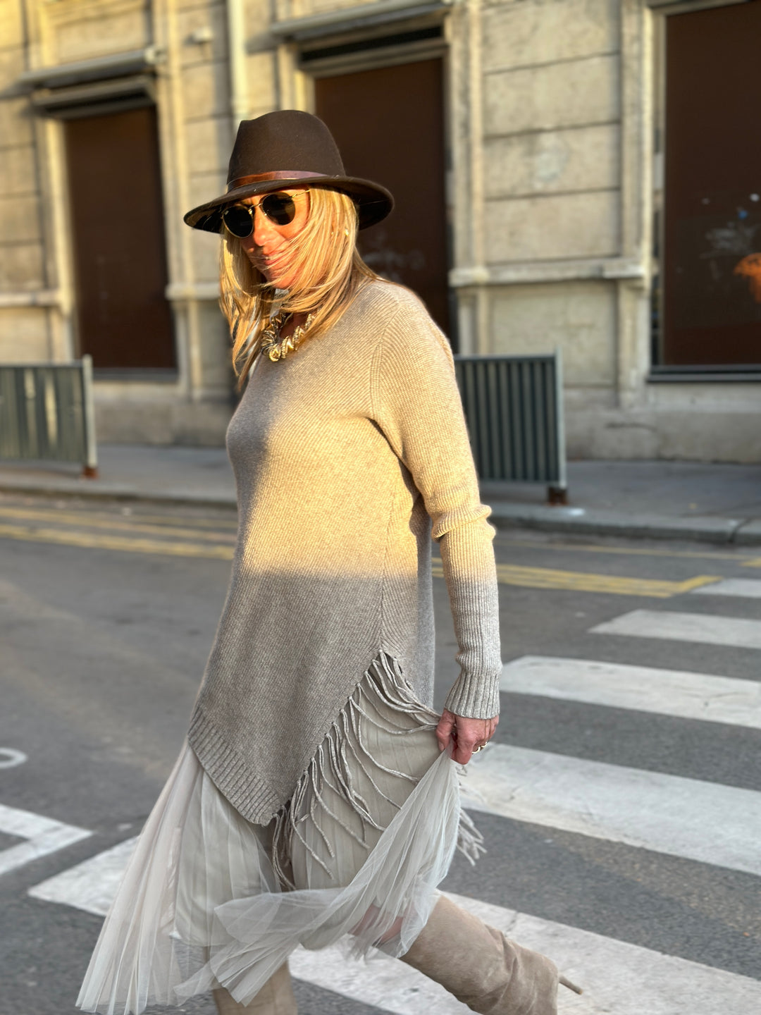 Pull Robe asymétrique franges voile 5318