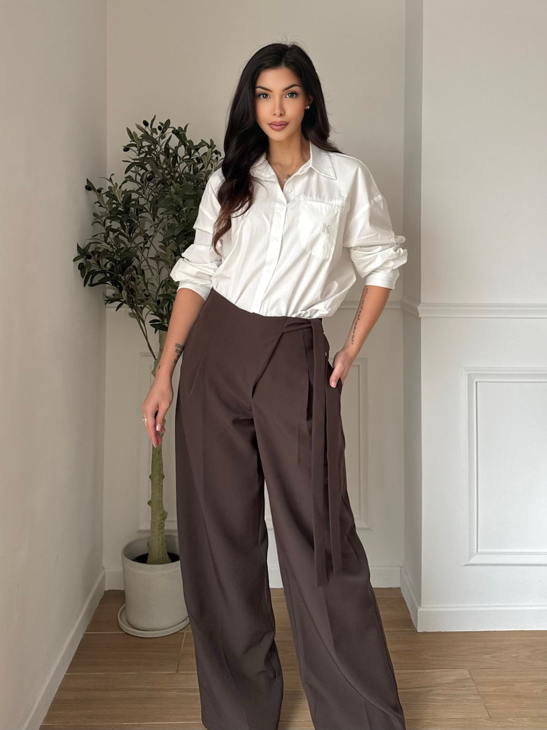 Pantalon pince attaché côté 778 choco