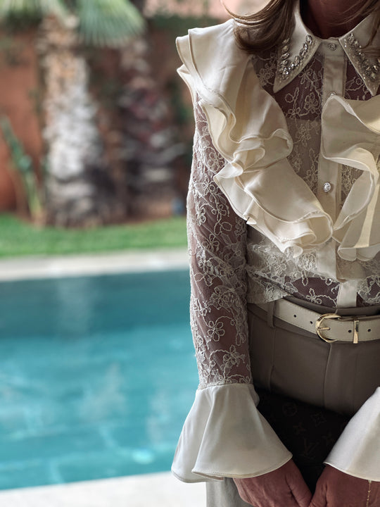 Blouse beige dentelle volant/ 175005