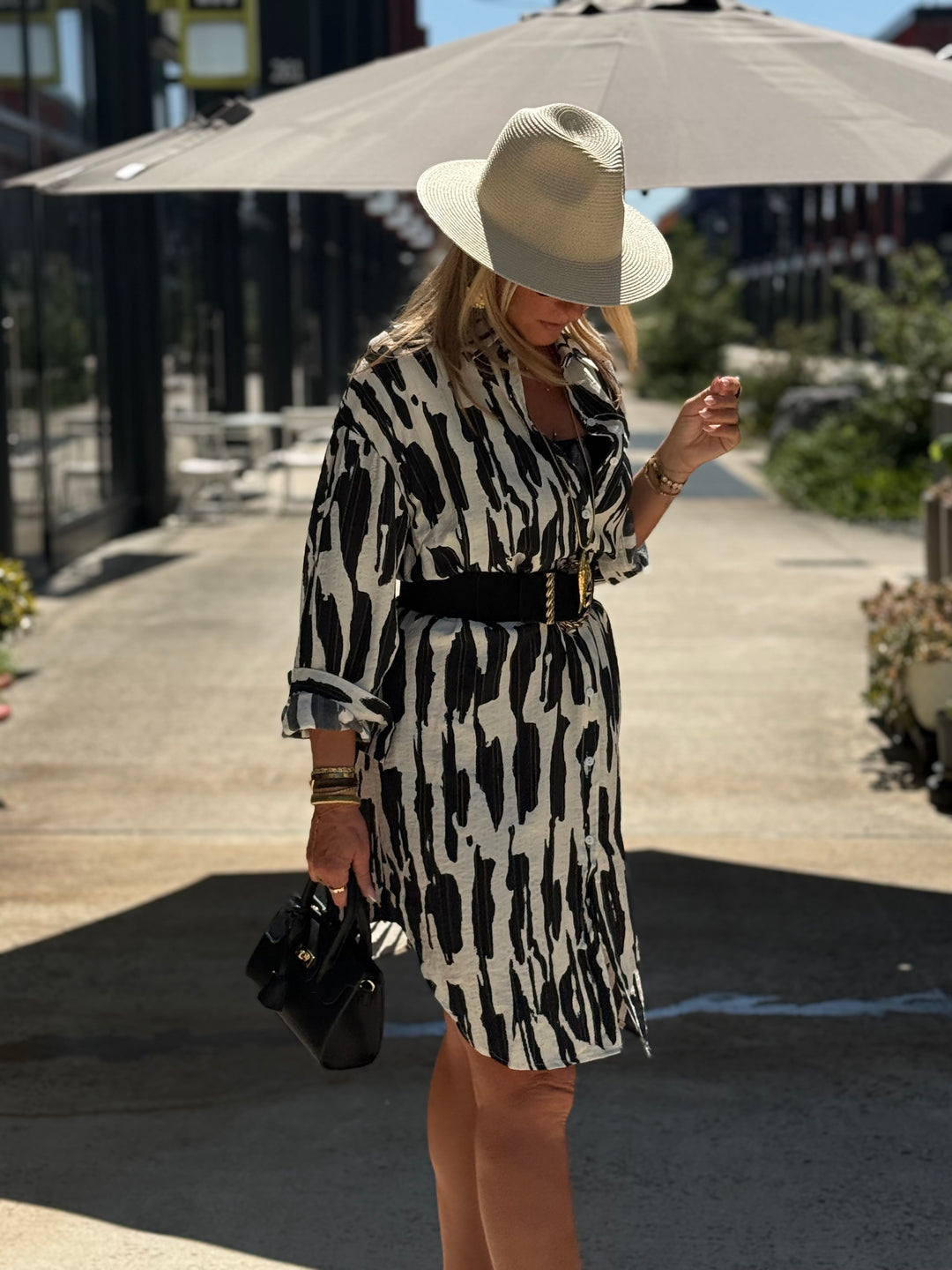 Robe chemise motif zébré R630 NOIR