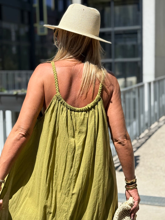 Robe longue col tressée