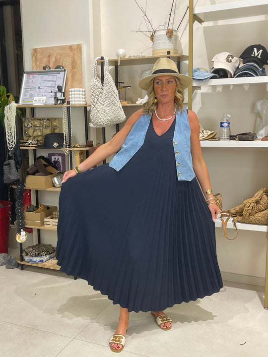 Robe plissé sans manches