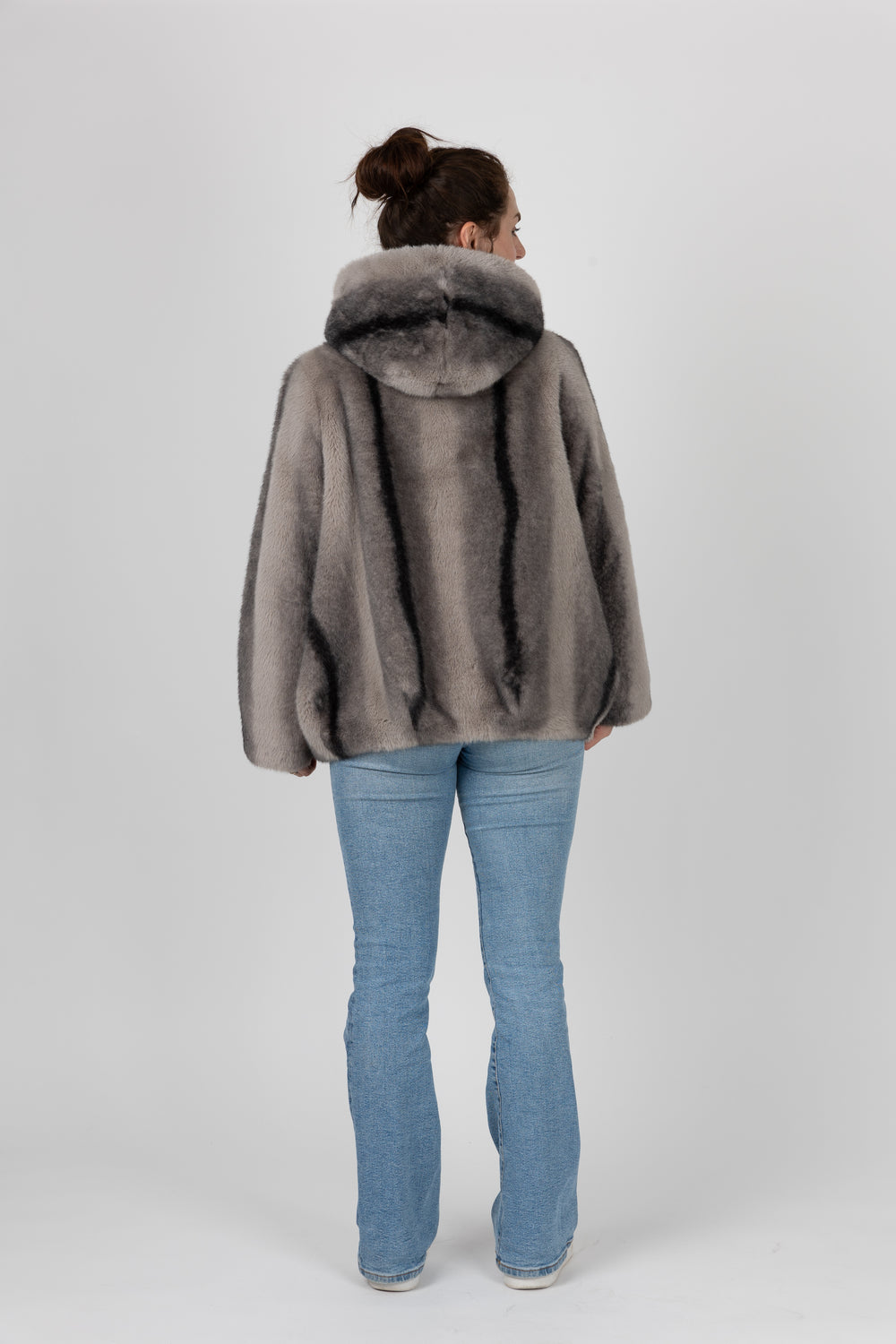 Fourrure capuche gris  8772