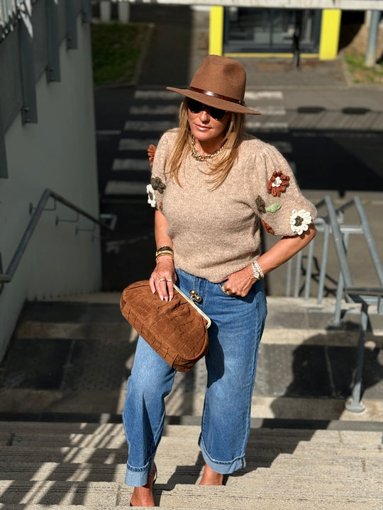 Pull épaules fleuris Camel 26683