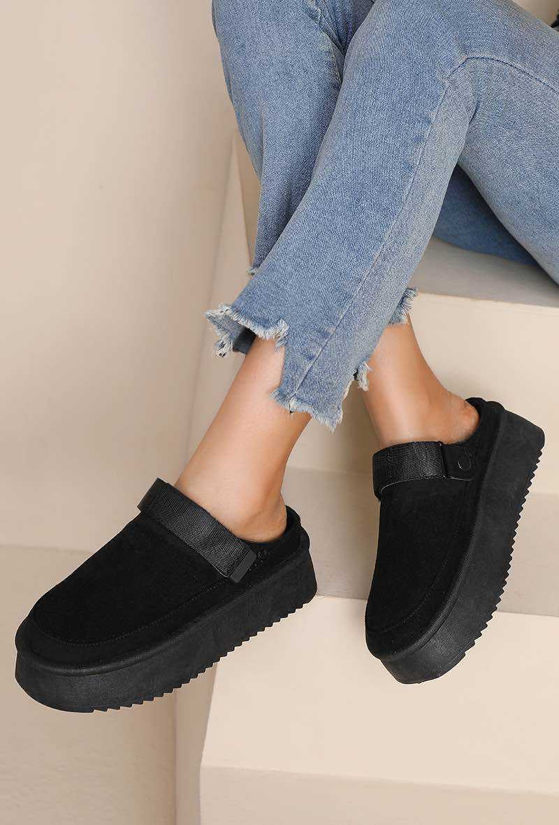 Mules noir effet daim plateforme 17