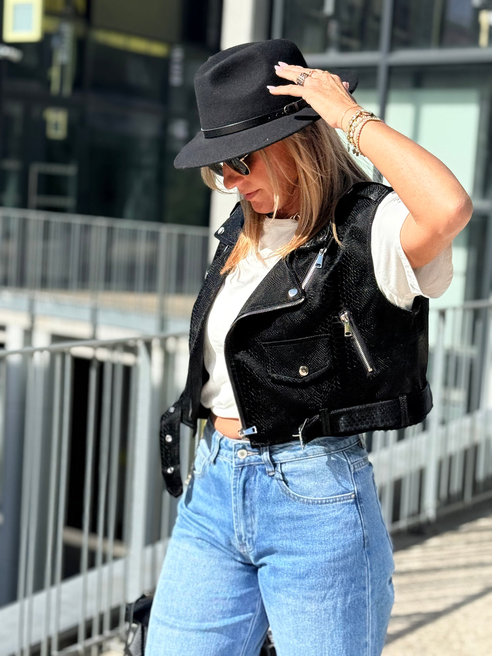 Veste similicuir brillant 8414