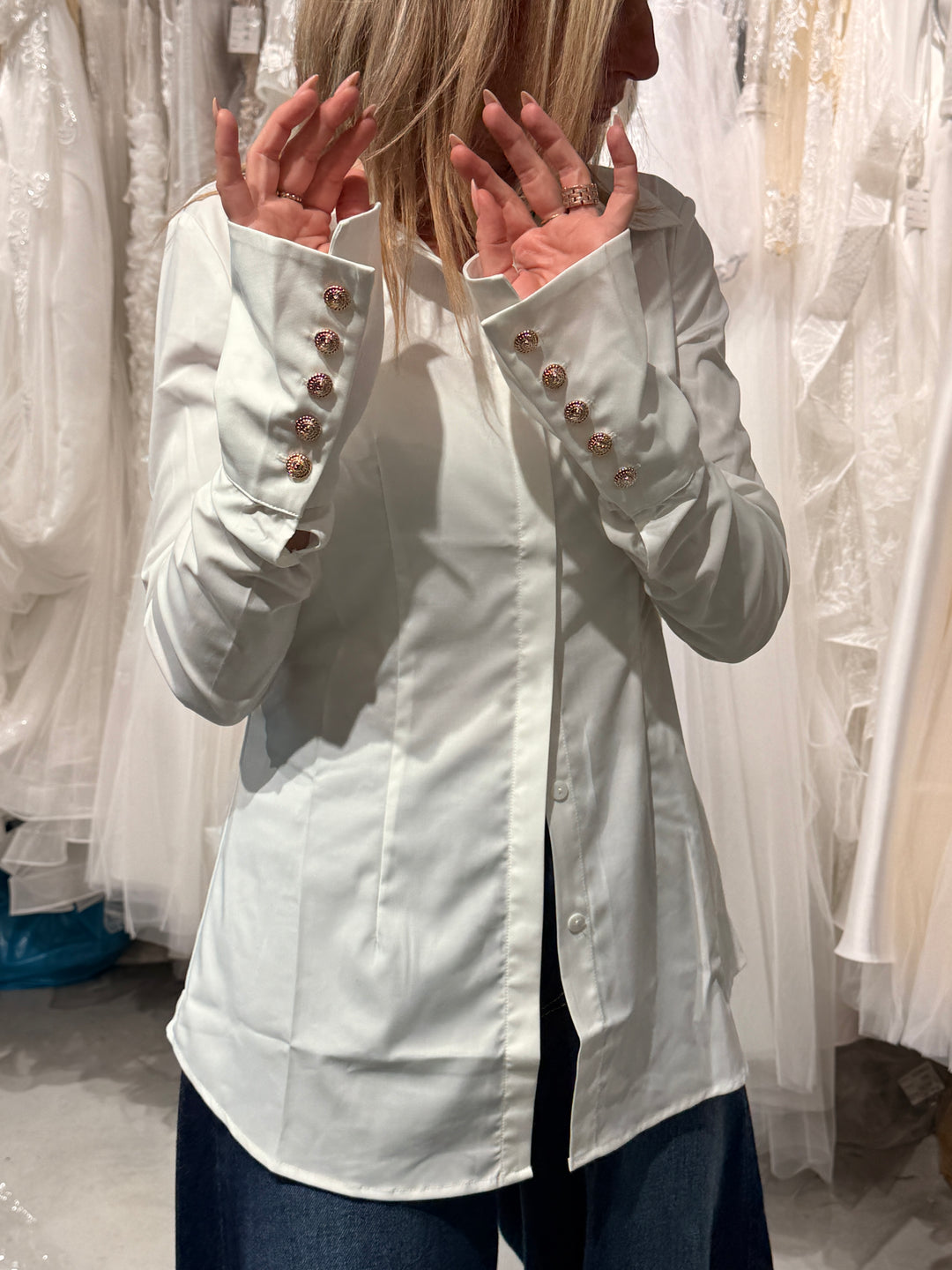 Chemise cintré manches boutons or 68812