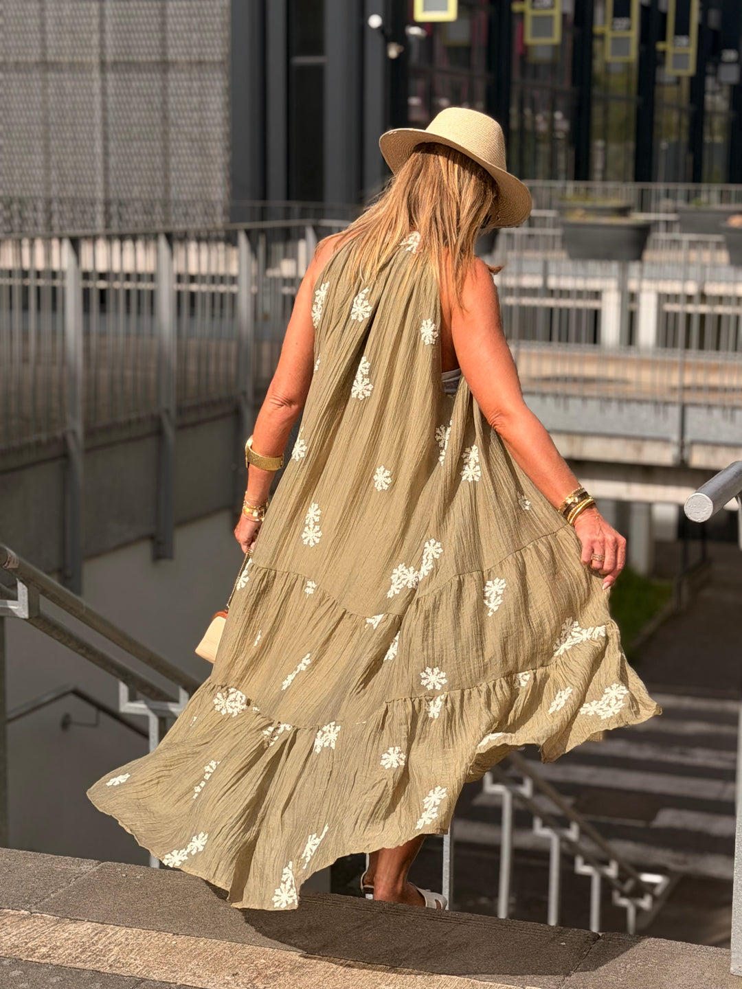 Robe long kaki brodé 4832
