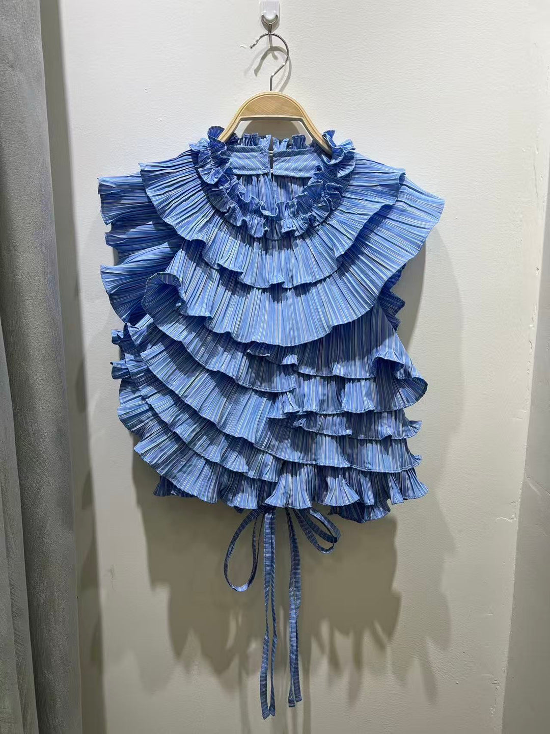 Top dos nus à volants plissés Bleu rayure 2501