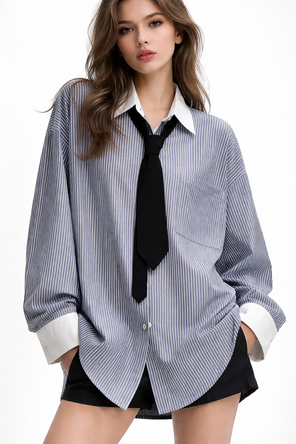 Chemise rayure BLEU à col blanc et cravate noir 13095