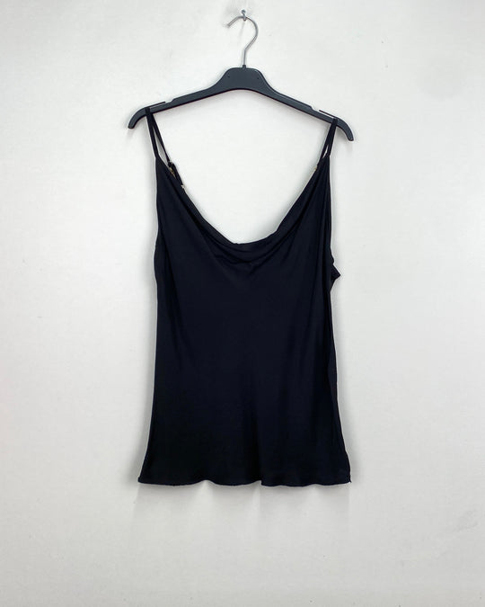 Top satin dos chaînes