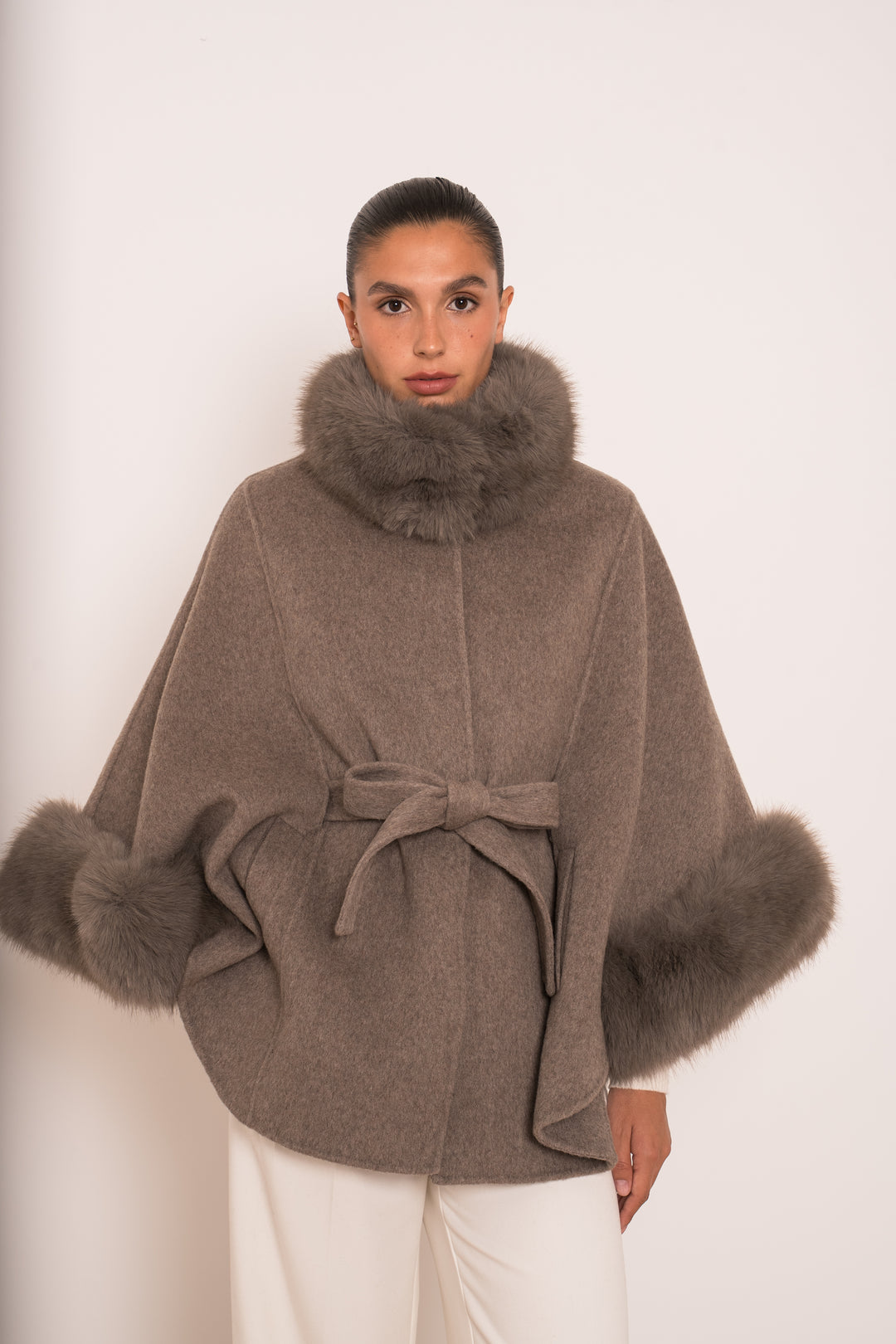 Manteau laine aux fourrures Taupe 26134