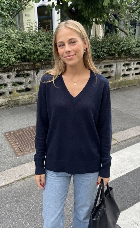 Pull laine simple col V 2032 Bleu marine