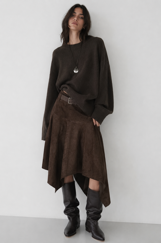 Jupe daim asymétrique choco J11803