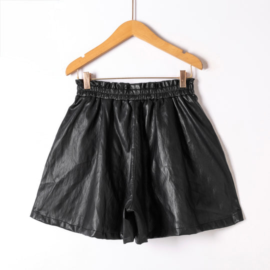 Short similicuir évasé Noir ZP1141