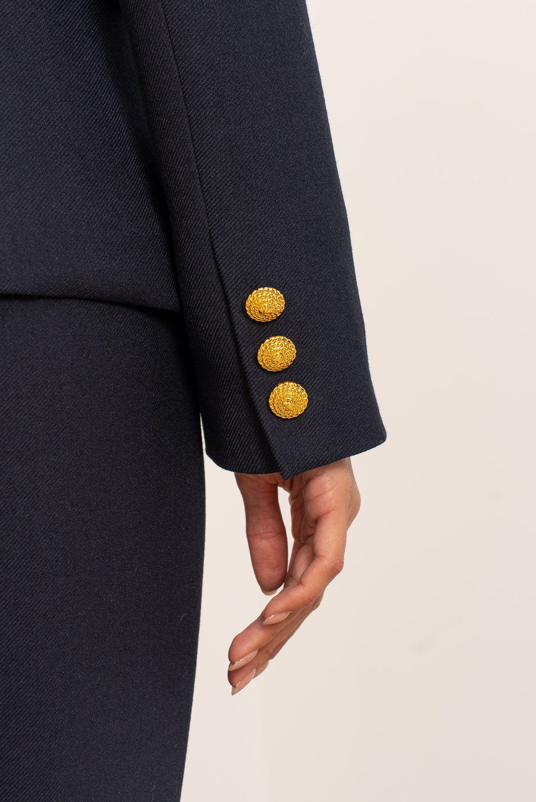 Blazer cintré Bleu boutons or V2516