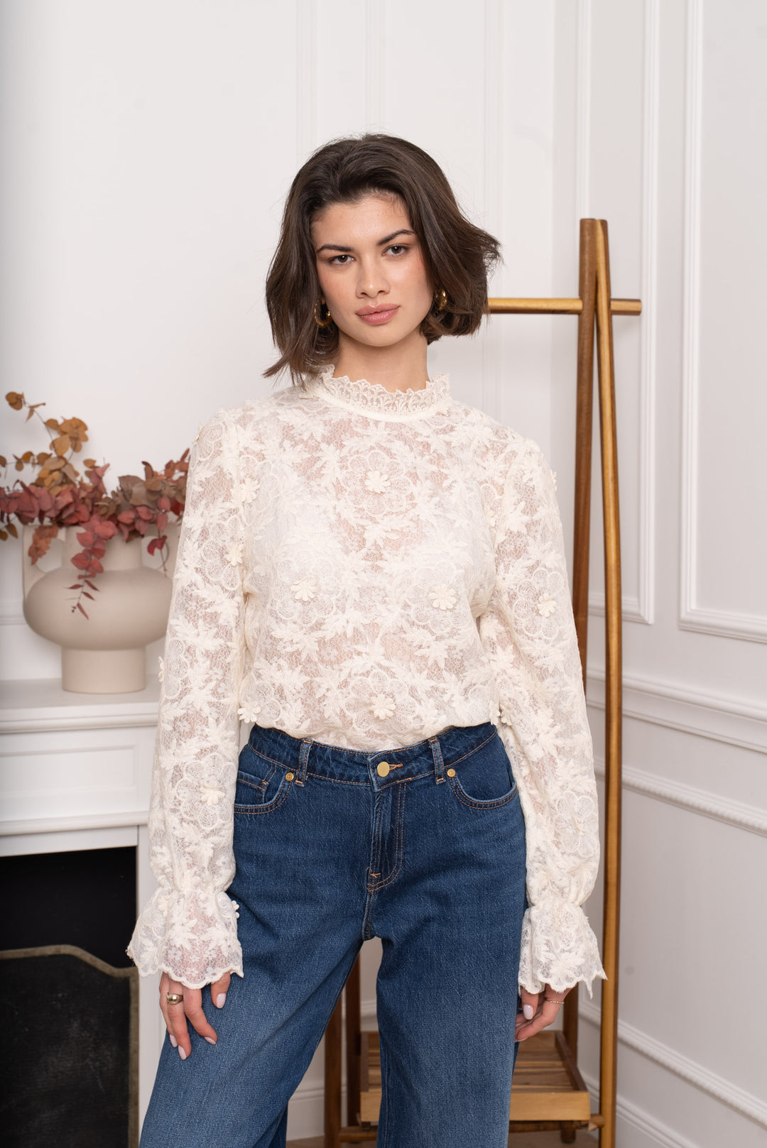 Blouse dentelle volant 3298
