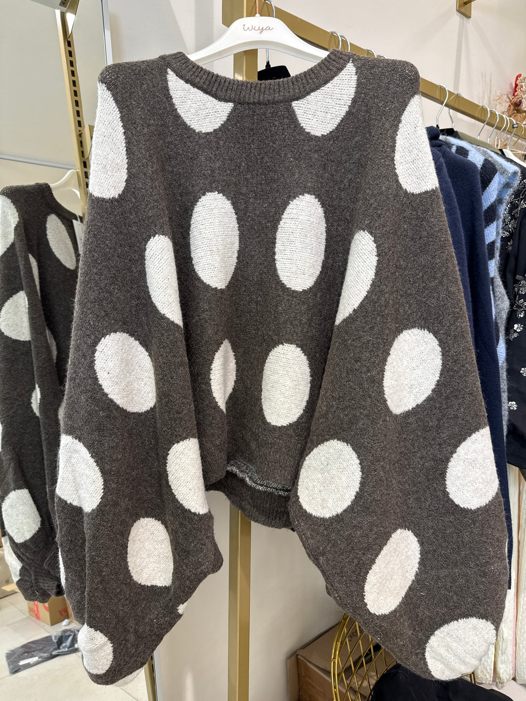 Pull à pois choco 5541