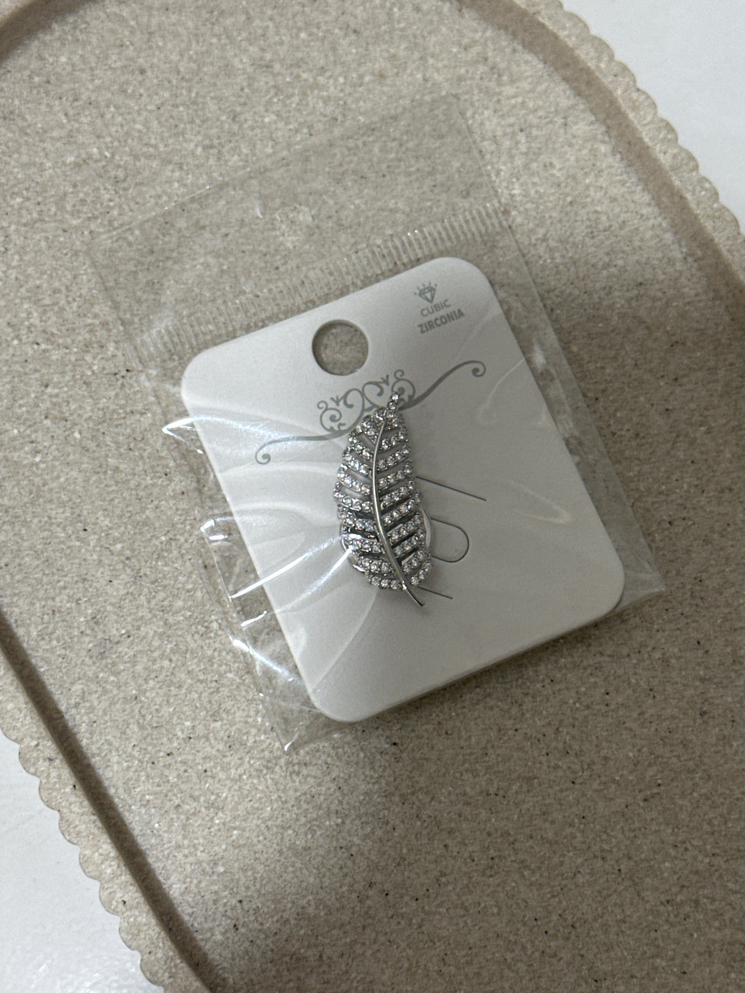 Broche feuille