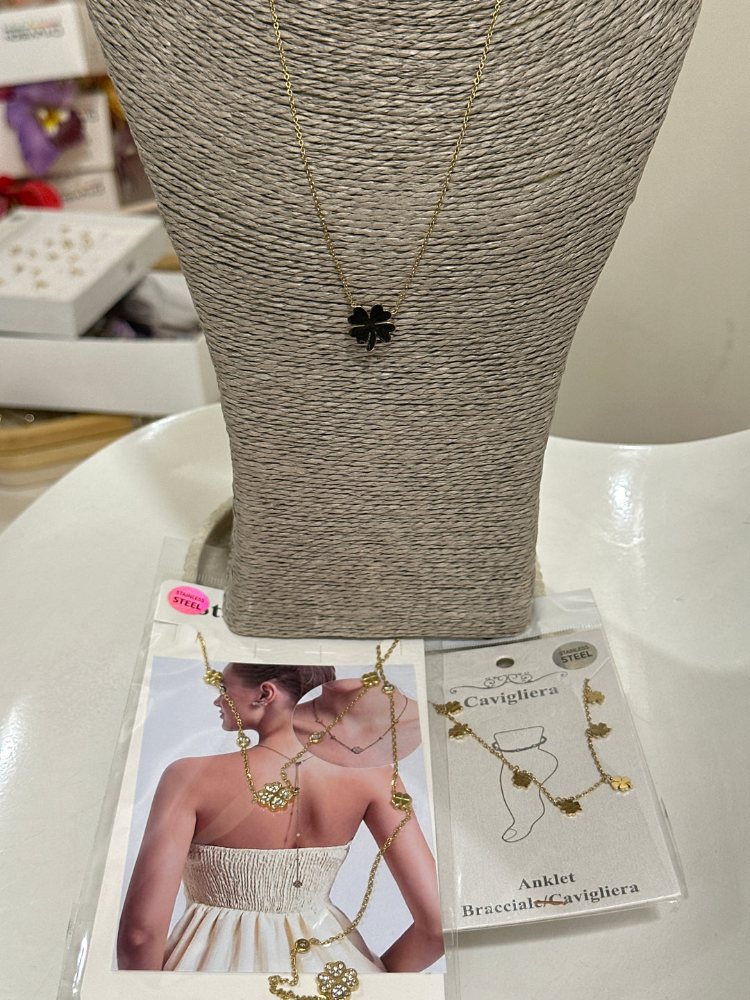 Set bijou dos + bijou pied + collier trèfles