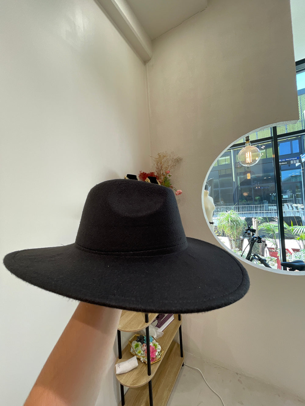 Chapeau feutrine noir uni