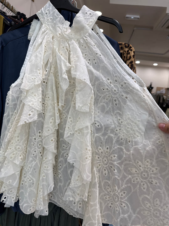 Top dentelle volant écru