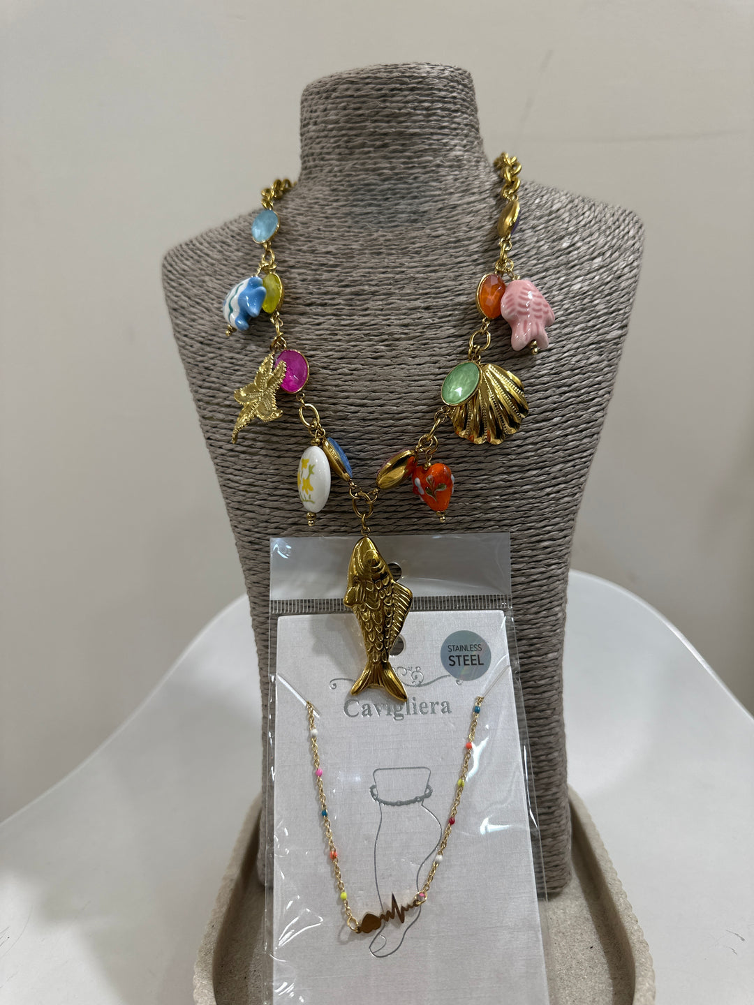 Set collier pendentifs coloré + bijoux pied