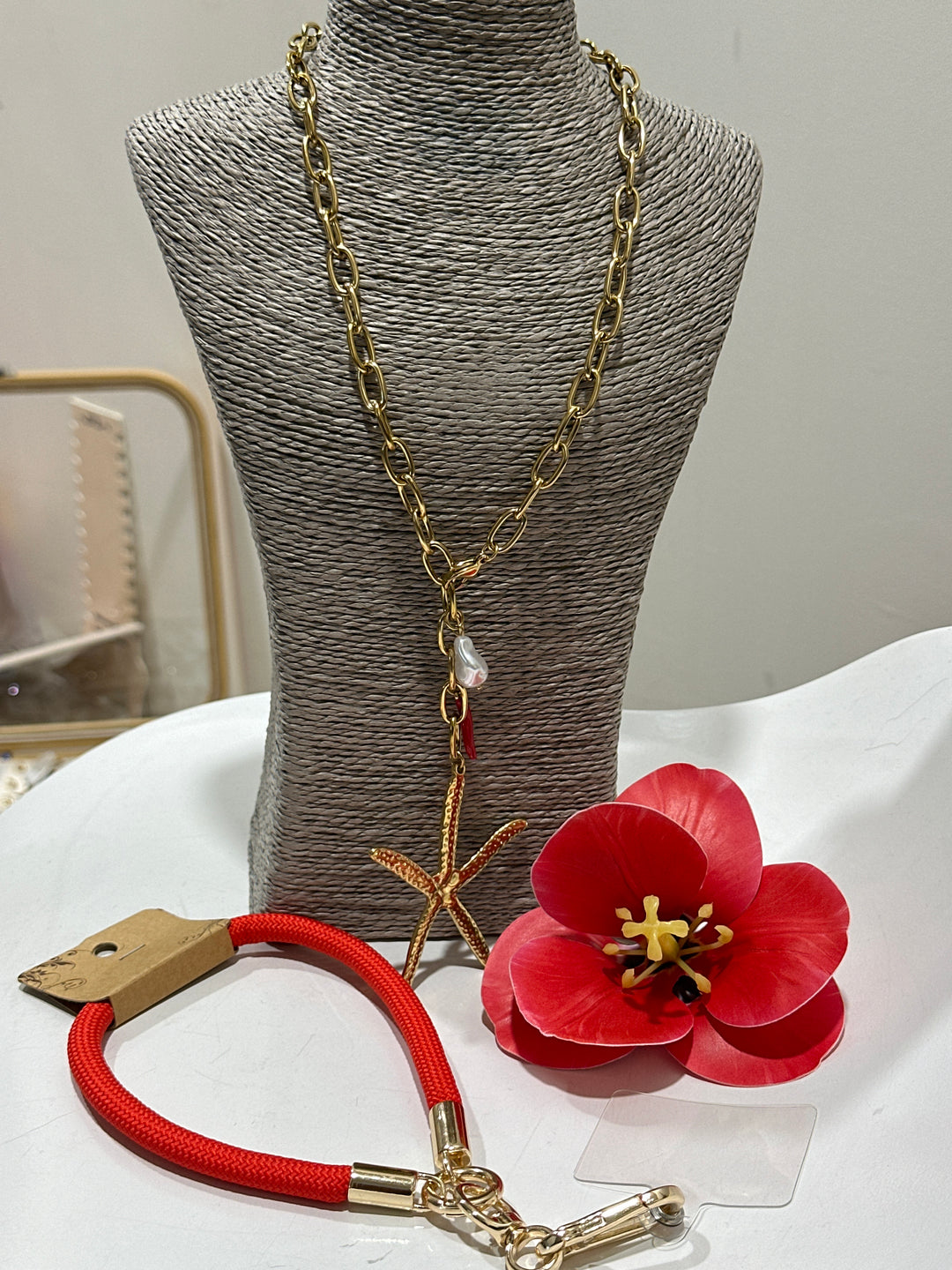 Set collier étoile de mer + bracelet téléphone + pince fleur ROUGE