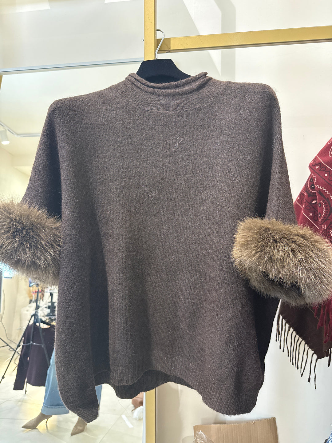 Pull manches fourrures amovibles 26633 Choco