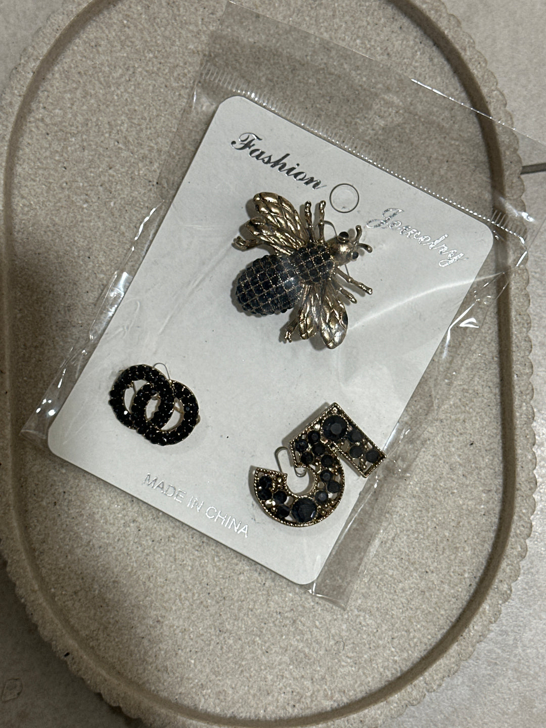 Broche N70