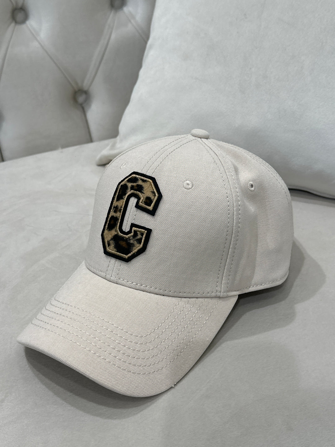 Casquette logo C beige léopard