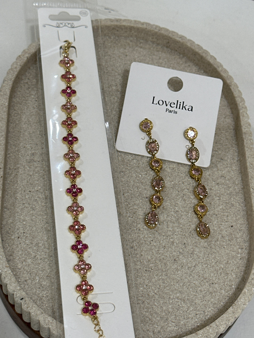 Set bracelet trèfle rose + longue boucle d’oreilles rose