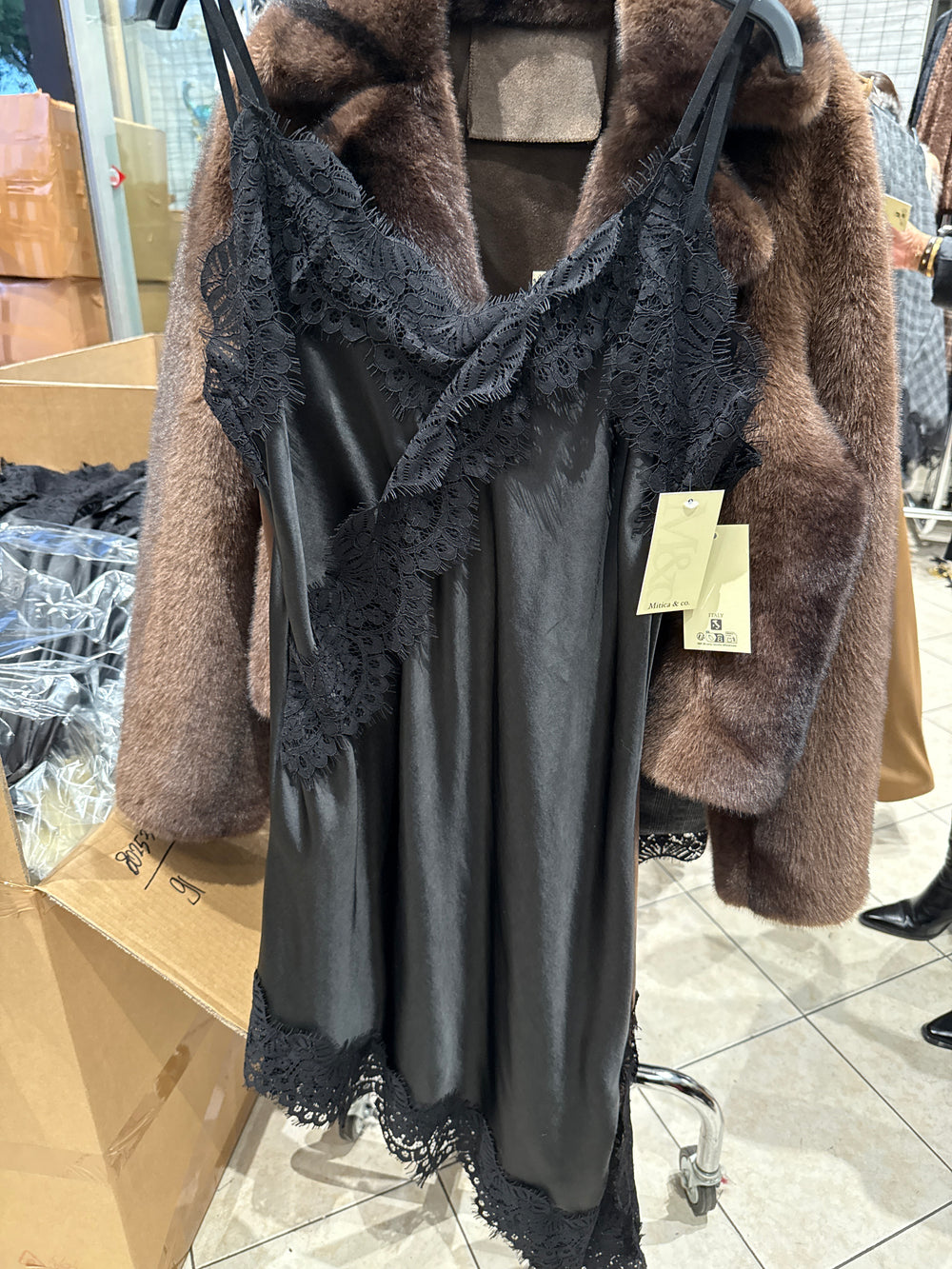 Robe satin mi long