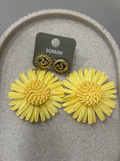 Boucles d'oreilles fleurs pailles JAUNE