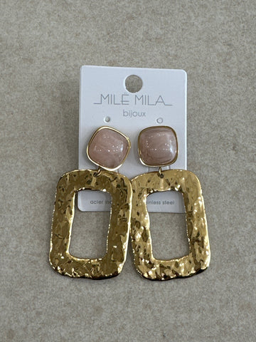 Boucles d’oreilles rectangle perle rose