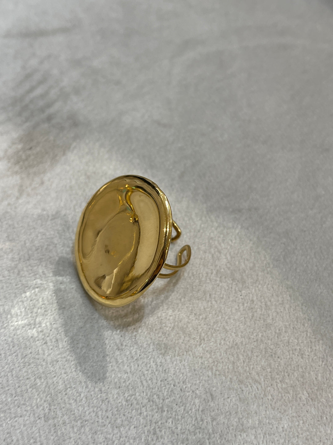 Bague or rond