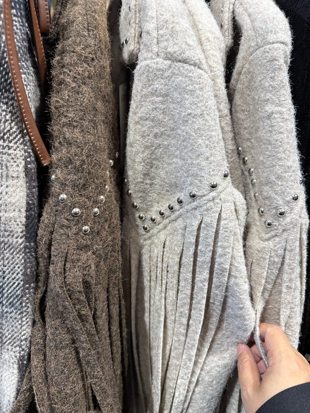Manteau franges cloutés – RQUEEN Paris