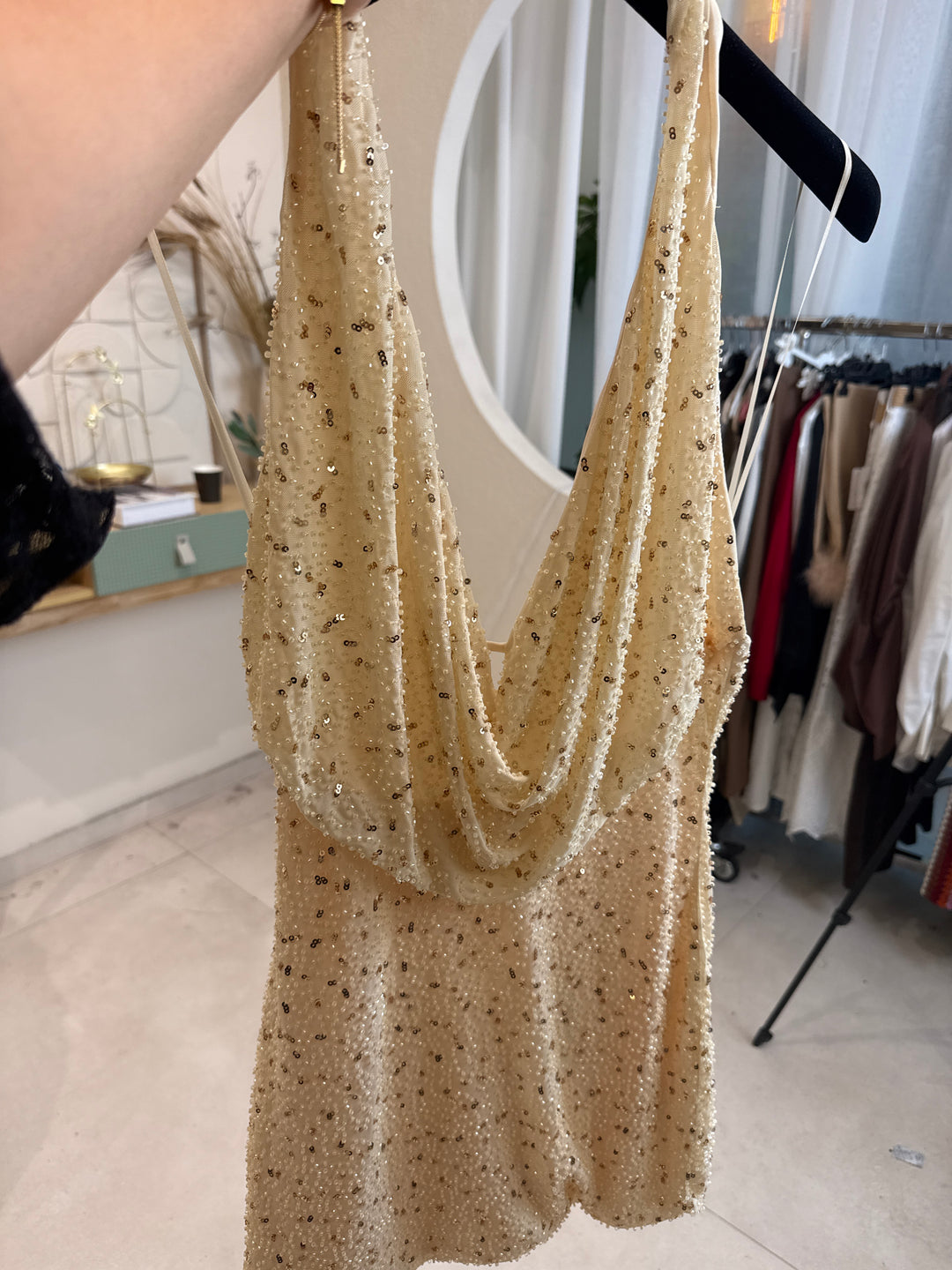 Robe court strass choco HX5501