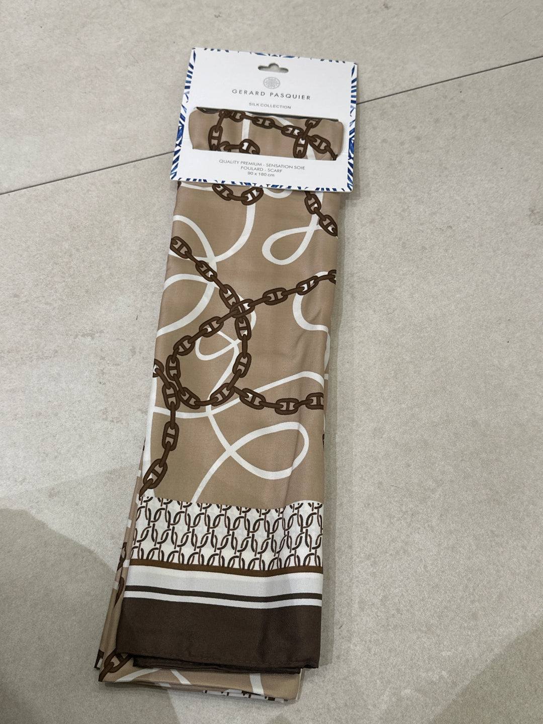 Grand Foulard N18