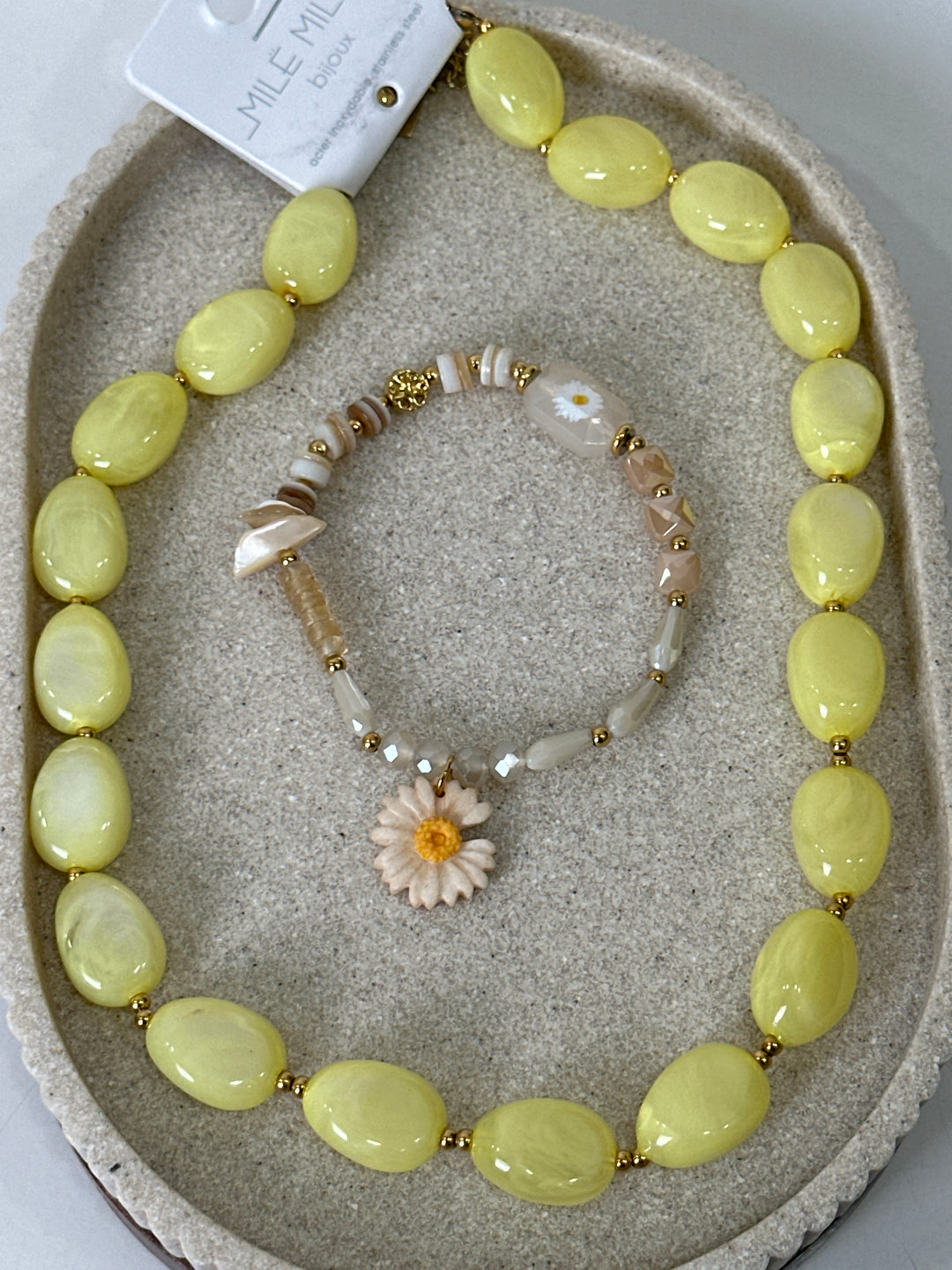 Set collier perles jaunes + bracelet fleur